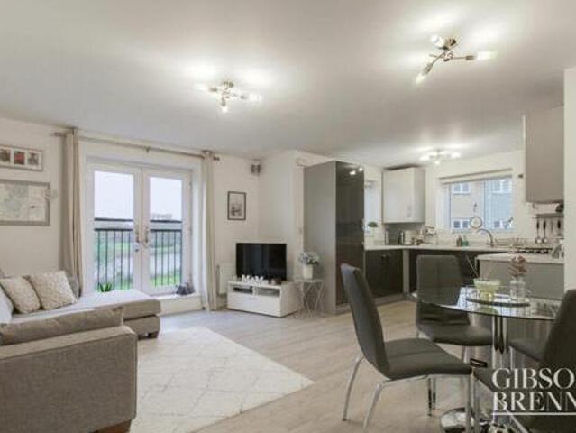 House for sale in Lee Chapel, Essex