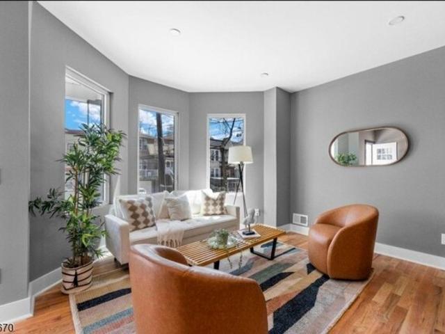 Condo for sale in Hudson, New Jersey