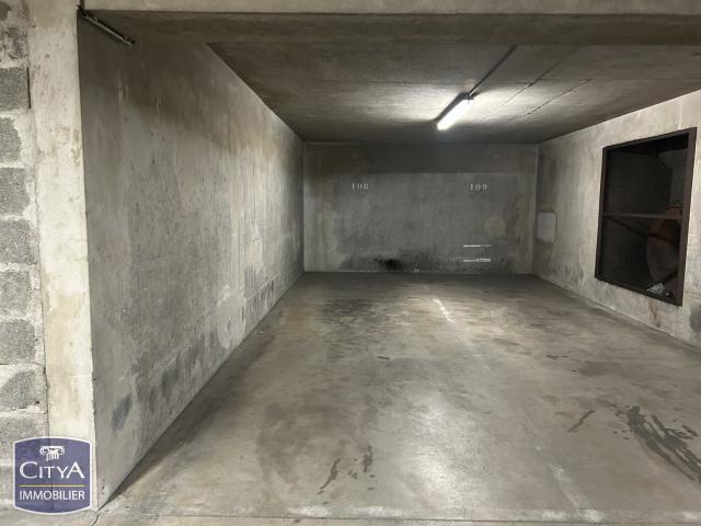 Garage vente à Clermont-Ferrand, Puy-de-Dôme
