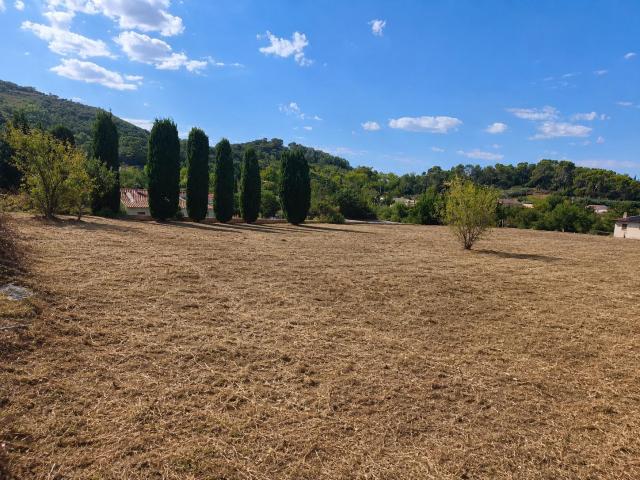 Terrain vente à Clermont-l'Hérault, Hérault