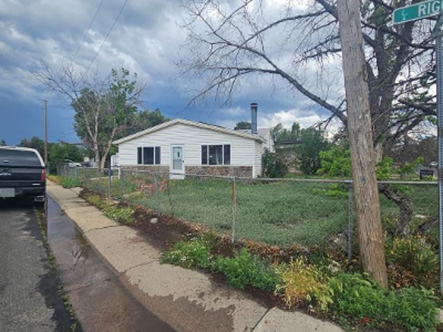 House for sale in Commerce City, Adams County