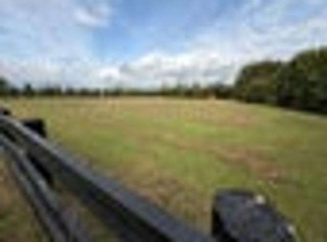 Land for sale in Awhitu