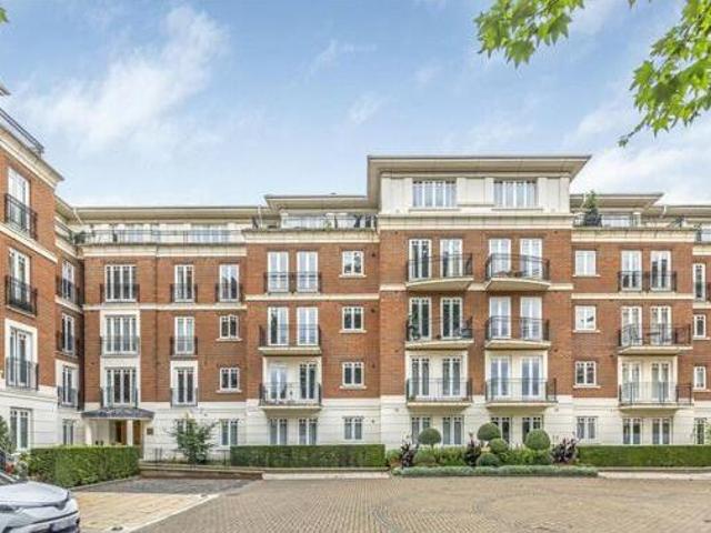 House for sale in Twickenham, Greater London
