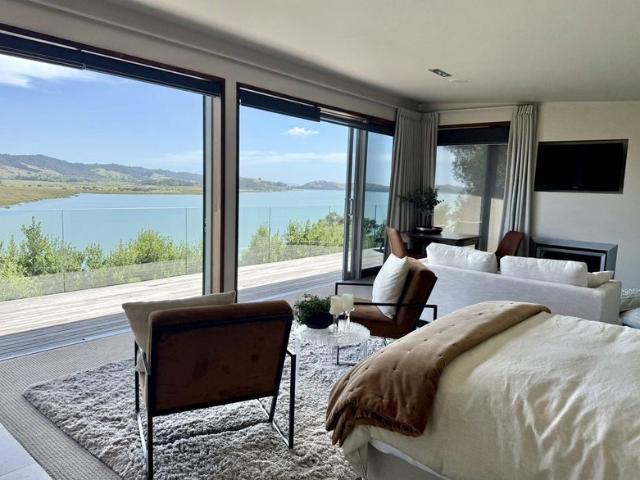 Apartment for rent in Awhitu