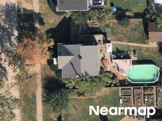 House for sale in Brookfield