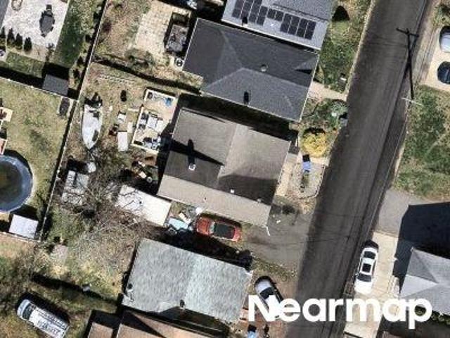 House for sale in Cliffwood, New Jersey