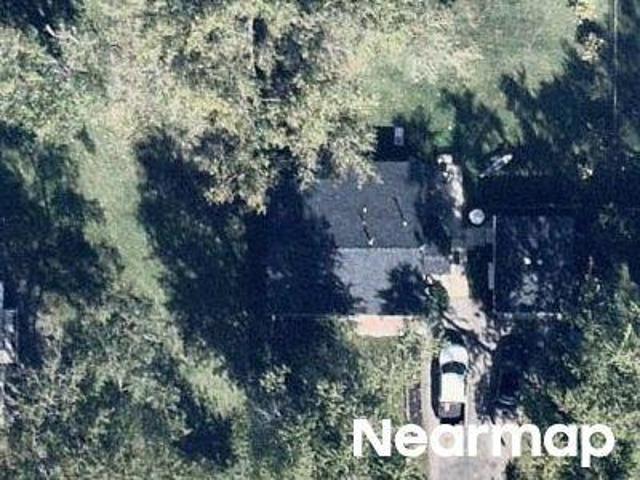House for sale in Mchenry, Illinois