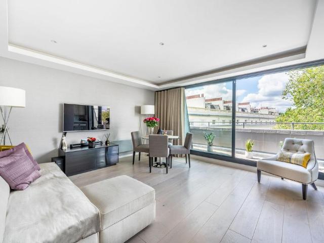 Apartment for rent in Bayswater, Greater London