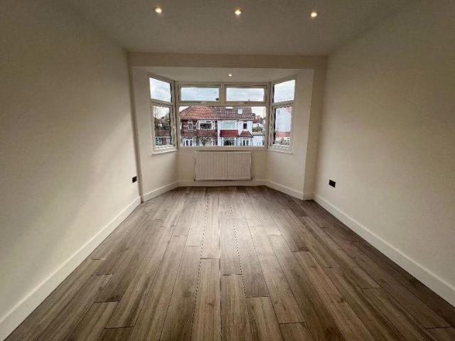 Apartment for rent in Brent Cross, Greater London