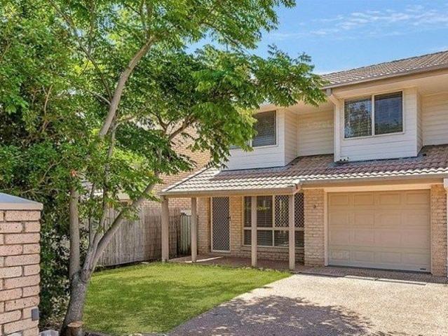 Townhouse for rent in Toombul, Queensland