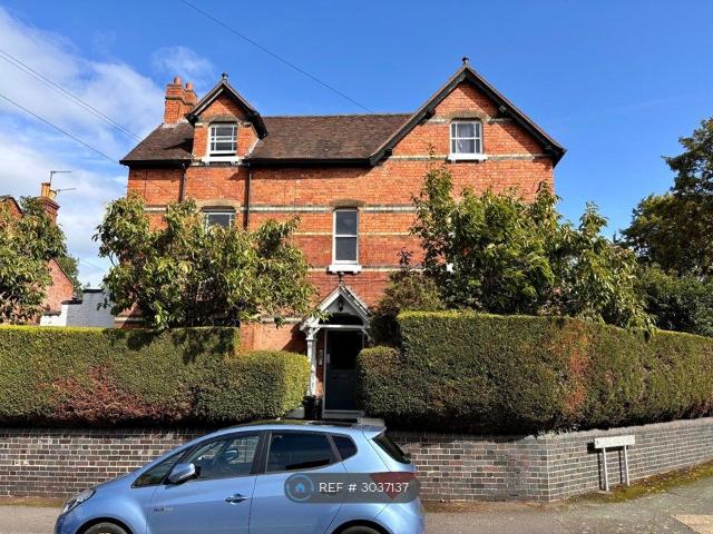 Studio for rent in Cherry Orchard, Frankwell