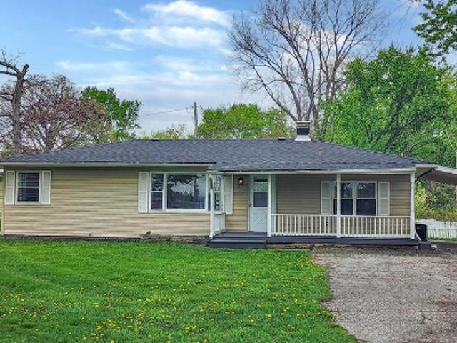 House for sale in Merrillville, Indiana