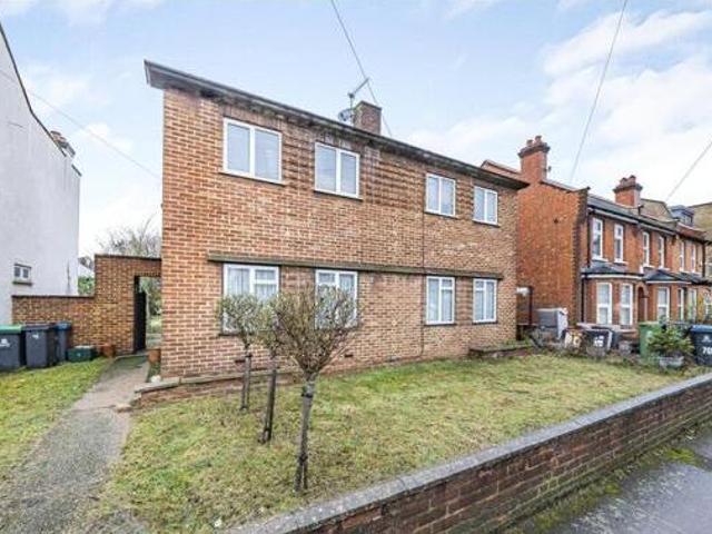 House for sale in Royal Borough of Kingston upon Thames, Greater London