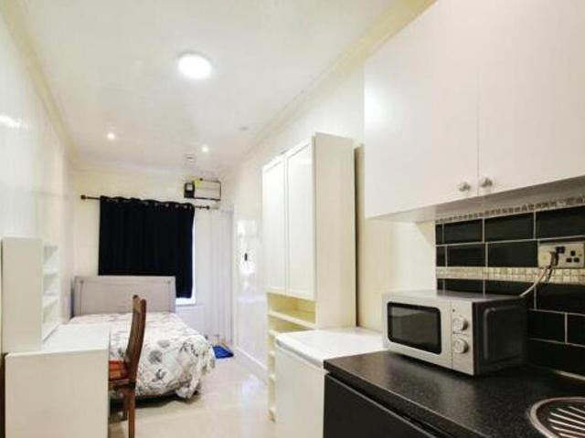 House for rent in Uxbridge, Greater London