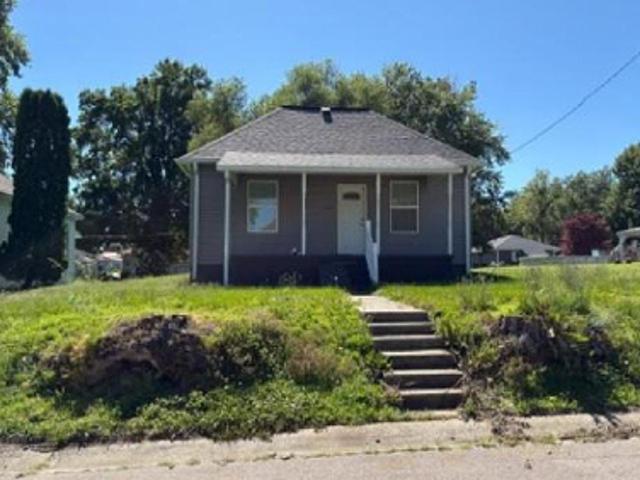 House for sale in Bicknell, Indiana