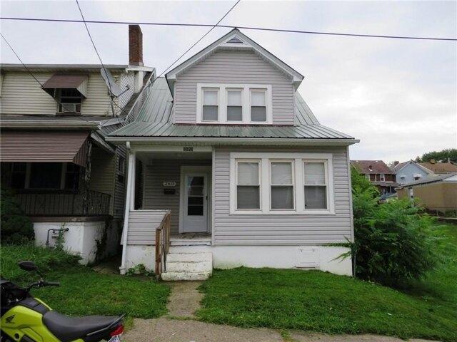 House for sale in Mckeesport
