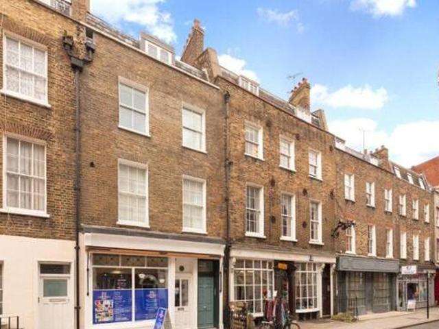 House for sale in Lyons, Greater London