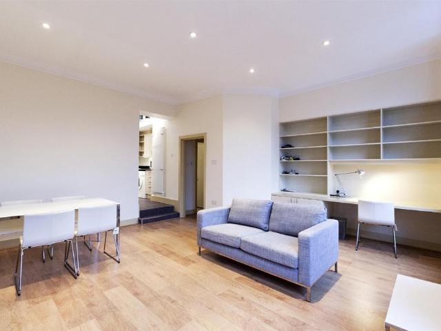 Apartment for rent in Fitzrovia, Greater London