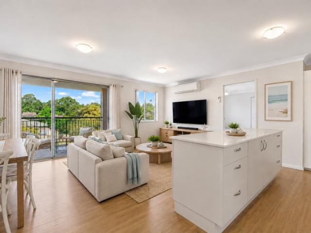 Townhouse for sale in Kings Creek, Queensland