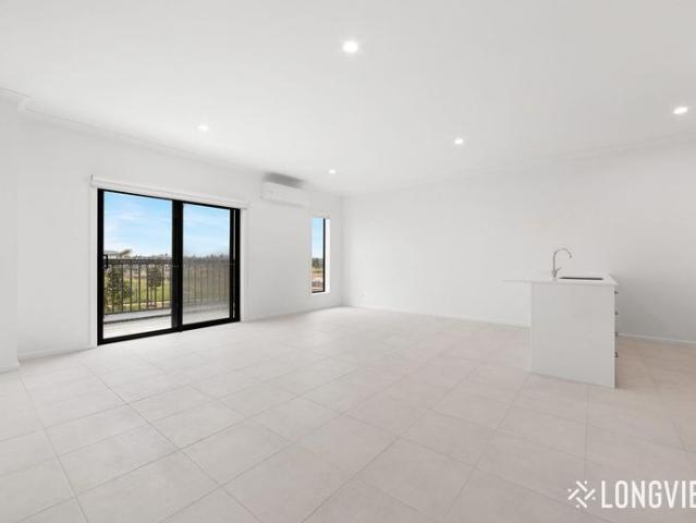 Townhouse for rent in Camerons Creek, Victoria