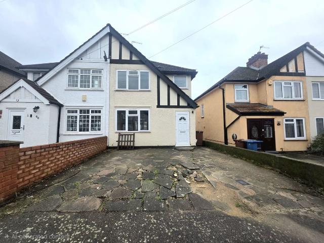 House for rent in Harrow Weald, Greater London