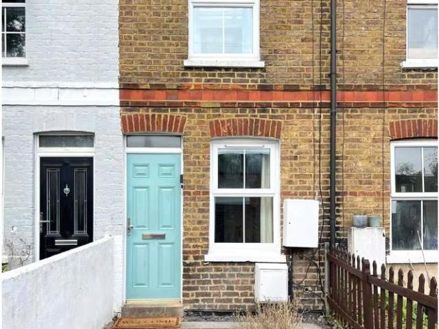 House for rent in Clewer Village, Windsor