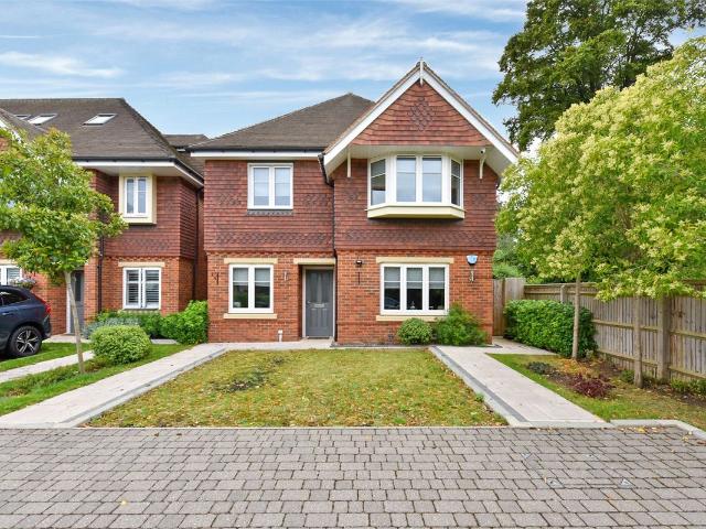 House for rent in Clewer Green, Windsor