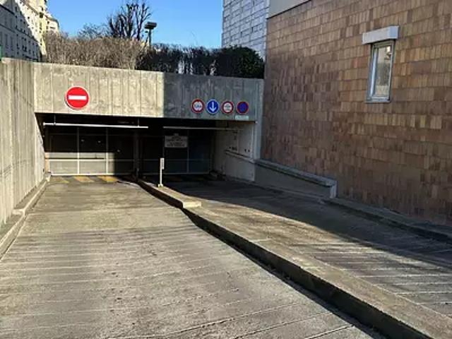 Garage location à Nanterre, Clichy