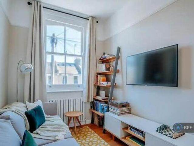House for rent in Lyons, Greater London