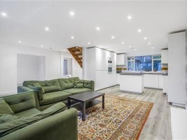 House for rent in London Borough of Croydon, Purley