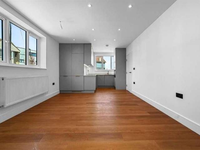 Apartment for rent in Walton-on-the-Naze, Tendring