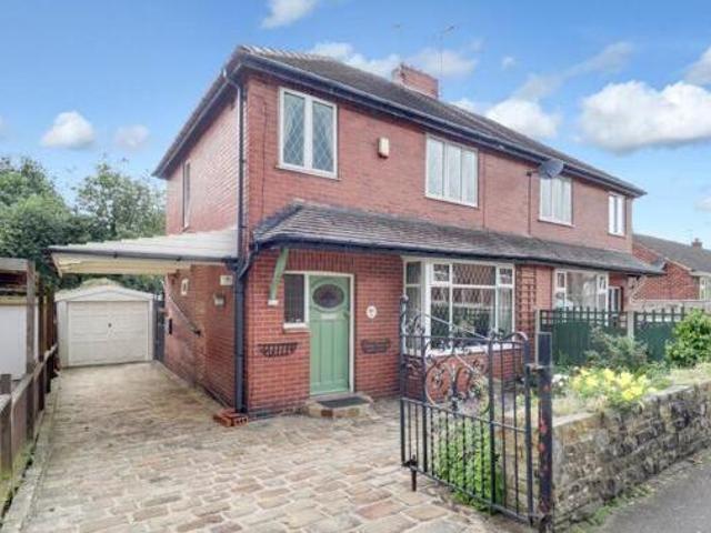 House for sale in Wrenthorpe, West Yorkshire