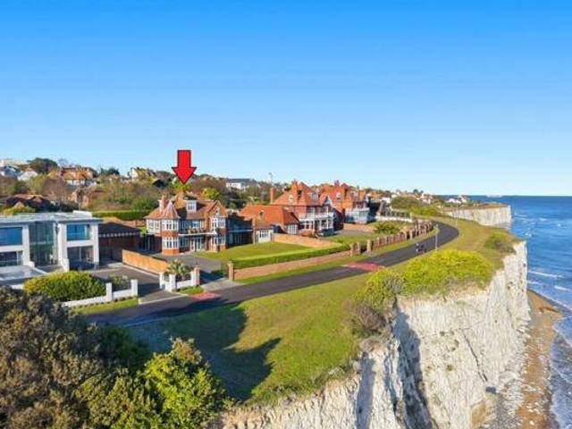 House for sale in Acol, Kent