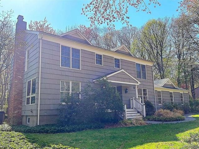 House for sale in Port Jefferson House for sale in Port Jefferson