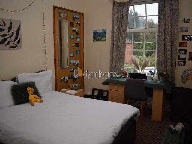 House for rent in Hyde Park, West Yorkshire