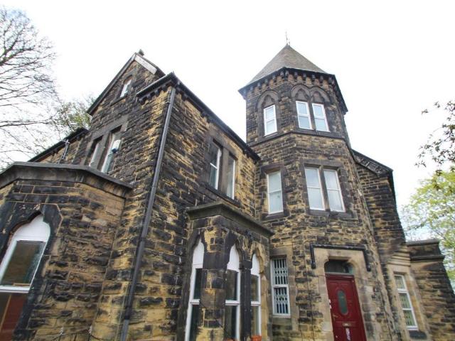 Apartment for rent in Hyde Park, West Yorkshire