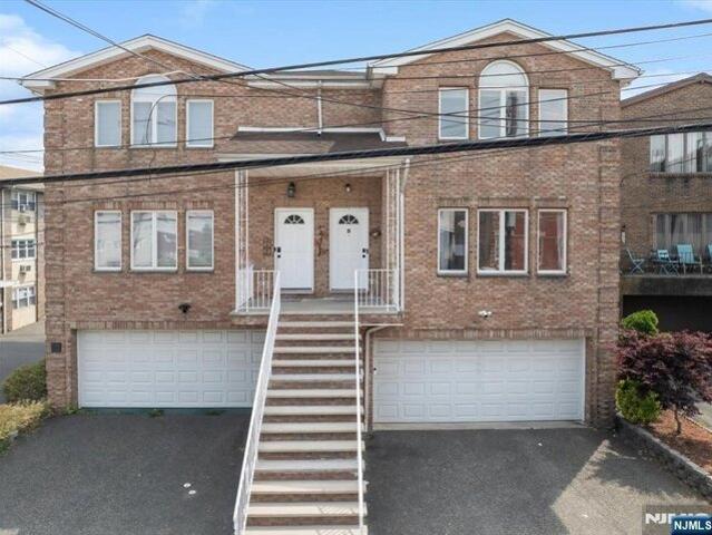 House for sale in Cliffside Park, New Jersey