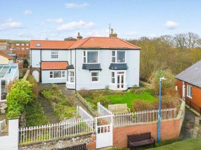 House for sale in The Pastures, Filey
