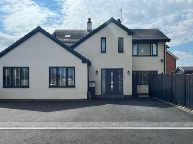 House for sale in Hammond Street
