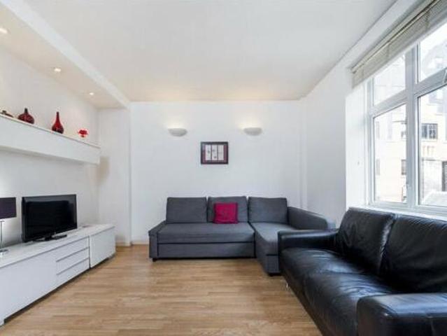 House for sale in Blackfriars, Lyons