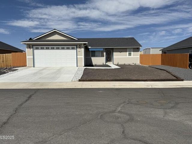 House for sale in Silver Springs, Nevada