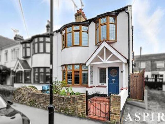 House for sale in Alton Barnes, Isle Of Man