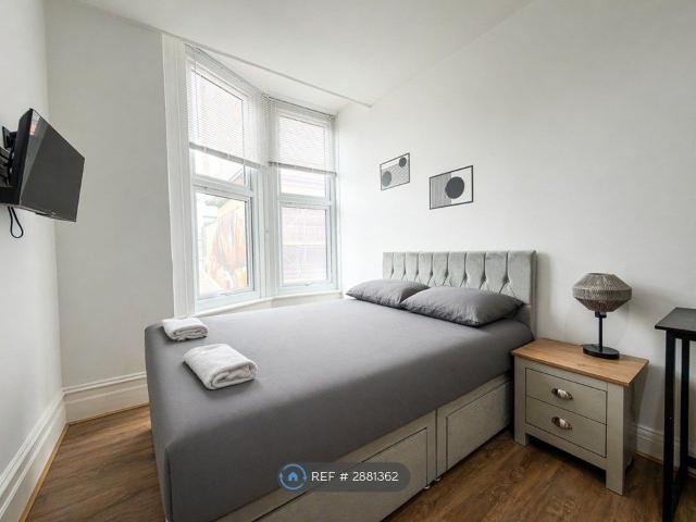 Room for rent in Alton Barnes, Essex
