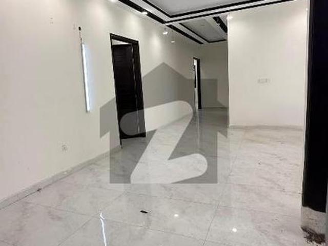 Apartment for rent in Clifton, North Waziristan