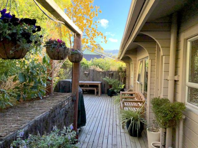 House for rent in Chaslands, Canterbury