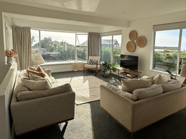 House for rent in Chaslands, Canterbury