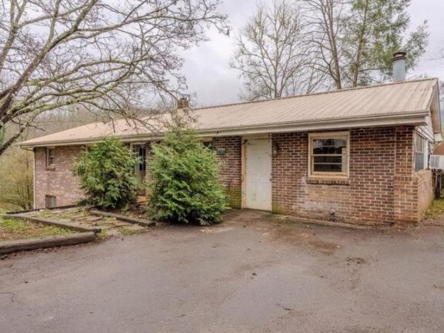 House for sale in Bryson City, North Carolina