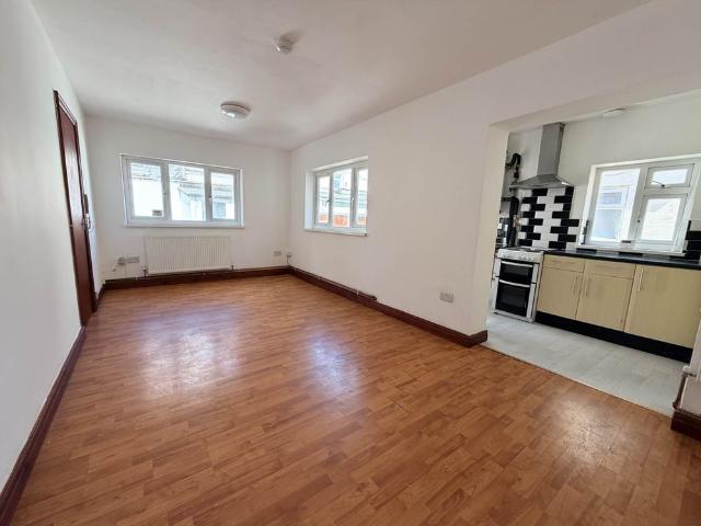 House for rent in Squires Gate, Blackpool
