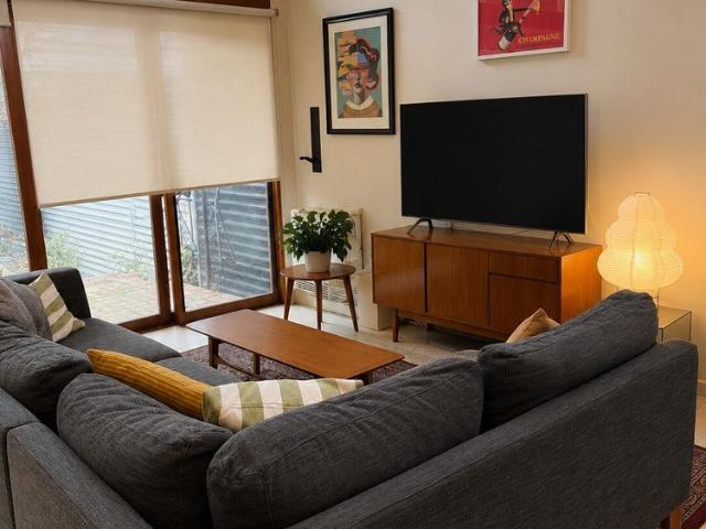 Room for rent in Camerons Creek, Victoria