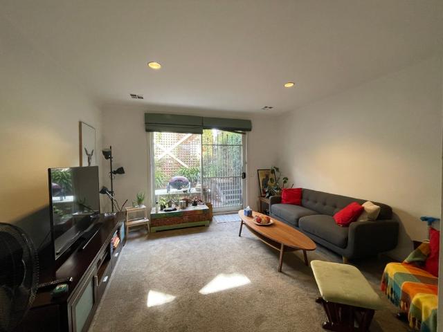 Room for rent in Camerons Creek, Victoria